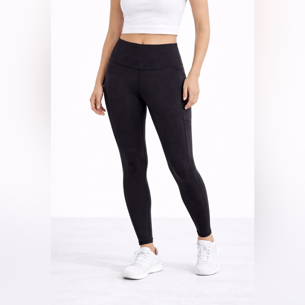 Athleta Women’s Black High-Waisted Leggings Size Medium – Athletic Workout Pants